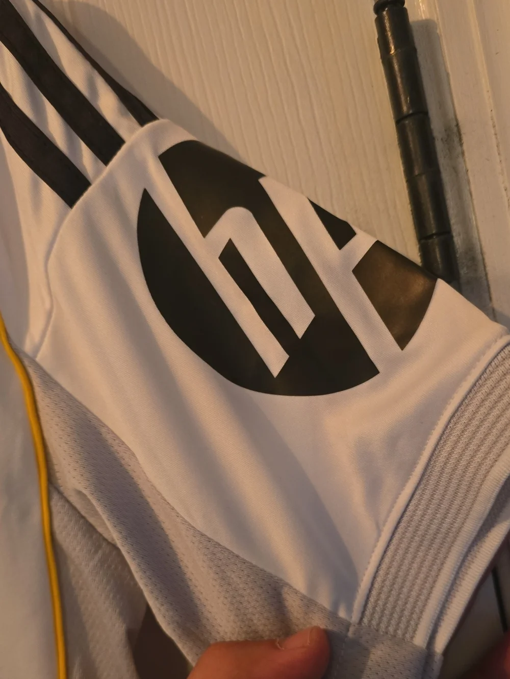Adidas Real Madrid White & Gold Soccer Jersey - Emirates Fly Better Bellingham - Picture 4 of 7